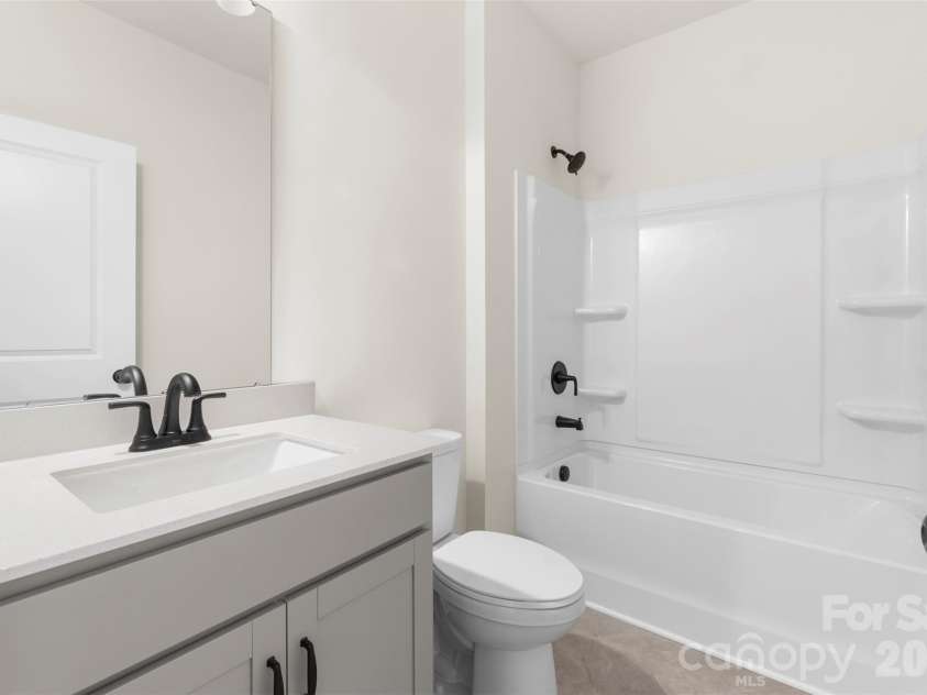 610 Cooley Drive, Salisbury, NC 28147.  MLS# CAR4398910, YatesRealty ID 34009. 