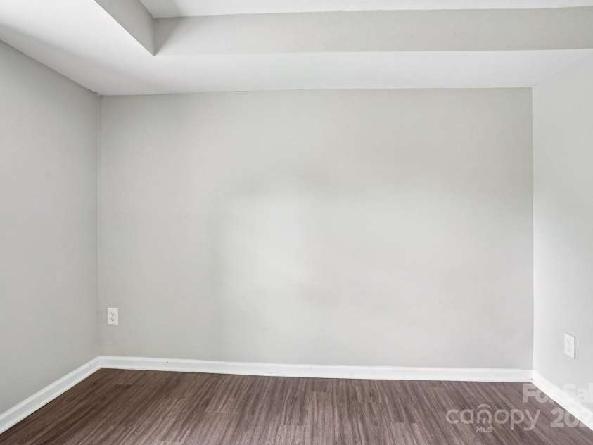 9531 Shannon Green Drive, Charlotte, NC 28213.  MLS# CAR4292861, YatesRealty ID 34010. 