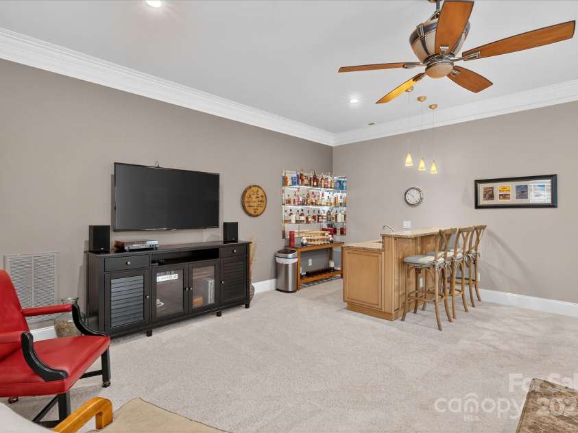 9614 Wheatfield Road, Charlotte, NC 28277.  MLS# CAR4292920, YatesRealty ID 34012. 