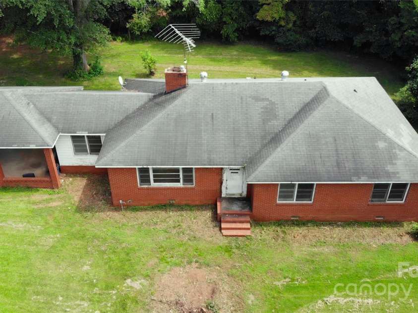 14532 Beatties Ford Road, Huntersville, NC 28078.  MLS# CAR4292699, YatesRealty ID 34013. 