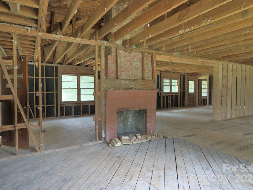 14532 Beatties Ford Road, Huntersville, NC 28078.  MLS# CAR4292699, YatesRealty ID 34013. 