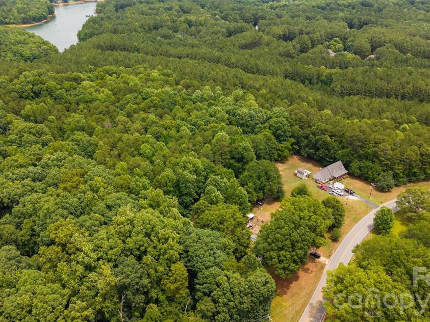 8628 Island Point Road, Sherrills Ford, NC 28673.  MLS# CAR4395855, YatesRealty ID 34013. 