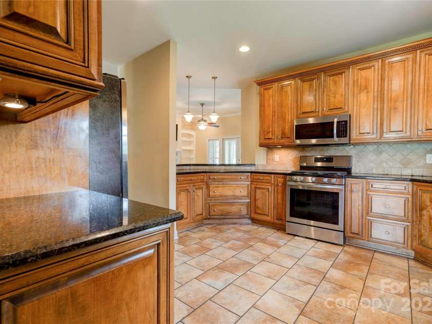 1352 Harvest Moon Way, Shelby, NC 28150.  MLS# CAR4284144, YatesRealty ID 34015. 