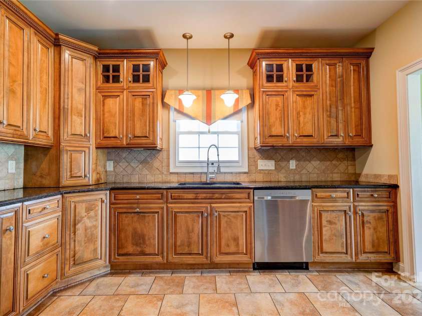 1352 Harvest Moon Way, Shelby, NC 28150.  MLS# CAR4284144, YatesRealty ID 34015. 