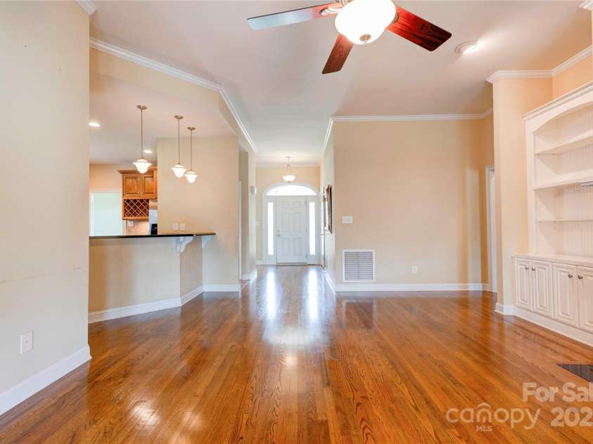 1352 Harvest Moon Way, Shelby, NC 28150.  MLS# CAR4284144, YatesRealty ID 34015. 