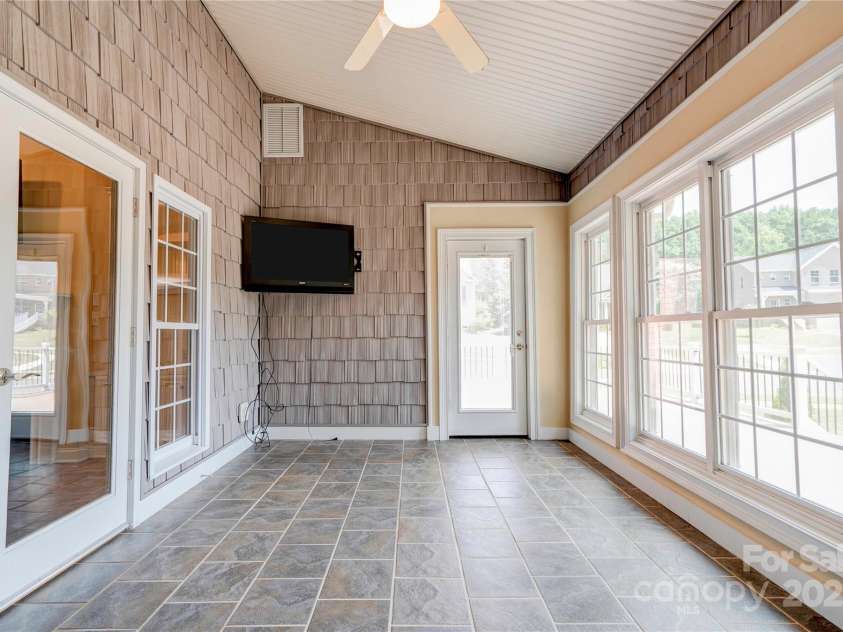 1352 Harvest Moon Way, Shelby, NC 28150.  MLS# CAR4284144, YatesRealty ID 34015. 