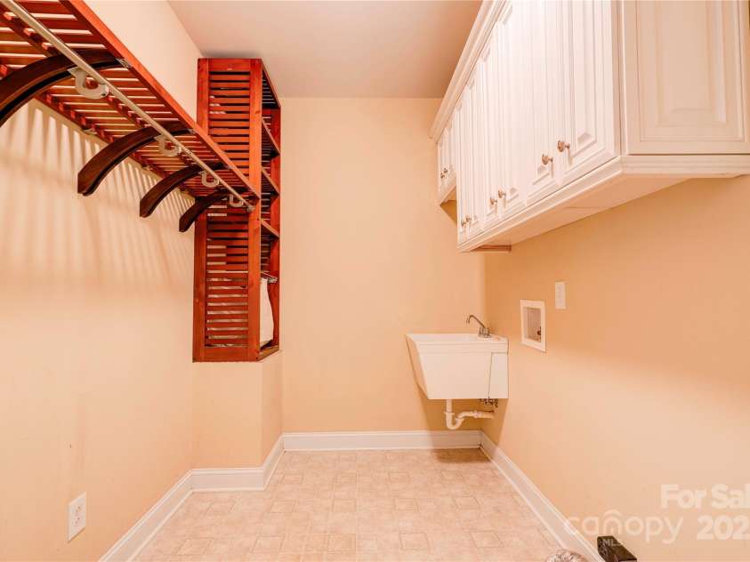 1352 Harvest Moon Way, Shelby, NC 28150.  MLS# CAR4284144, YatesRealty ID 34015. 