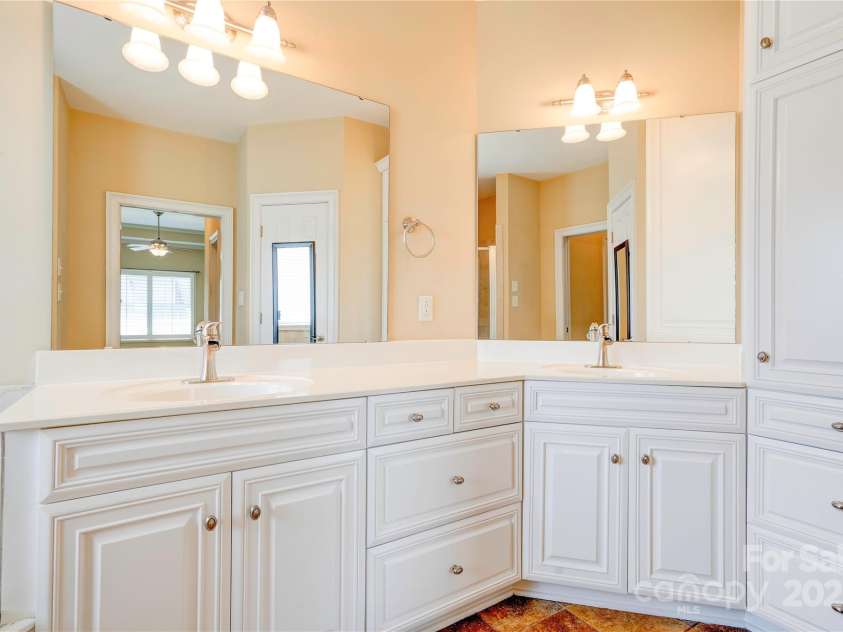 1352 Harvest Moon Way, Shelby, NC 28150.  MLS# CAR4284144, YatesRealty ID 34015. 