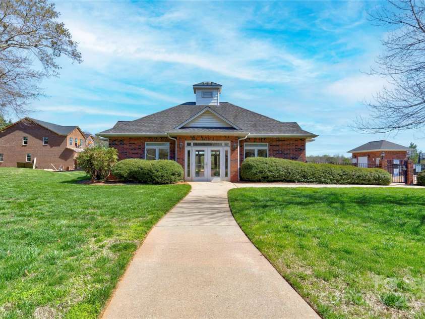 1352 Harvest Moon Way, Shelby, NC 28150.  MLS# CAR4284144, YatesRealty ID 34015. 