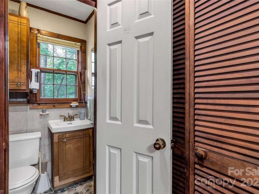 2163 Golf Course Road, Lancaster, SC 29720.  MLS# CAR4290177, YatesRealty ID 34016. 