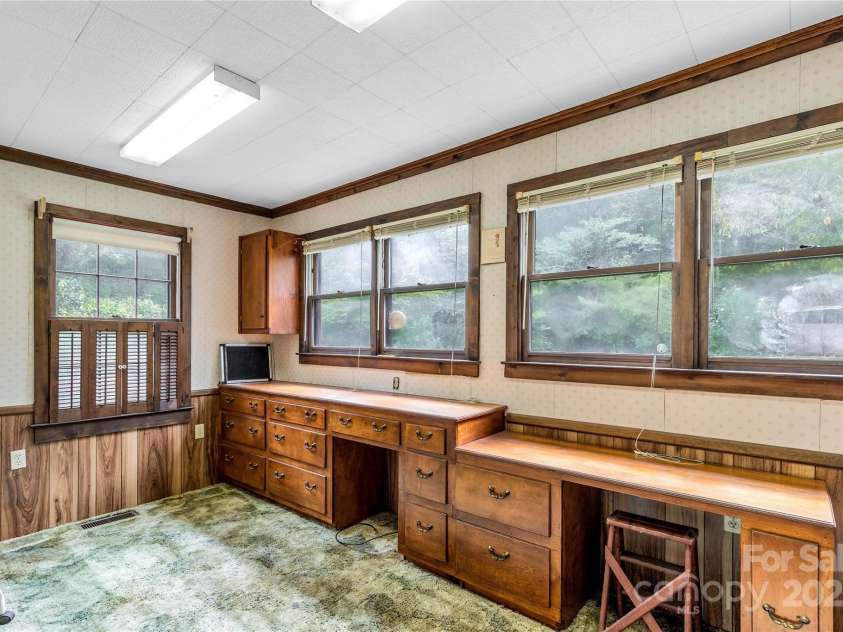 2163 Golf Course Road, Lancaster, SC 29720.  MLS# CAR4290177, YatesRealty ID 34016. 