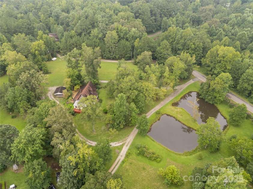 2163 Golf Course Road, Lancaster, SC 29720.  MLS# CAR4290177, YatesRealty ID 34016. 