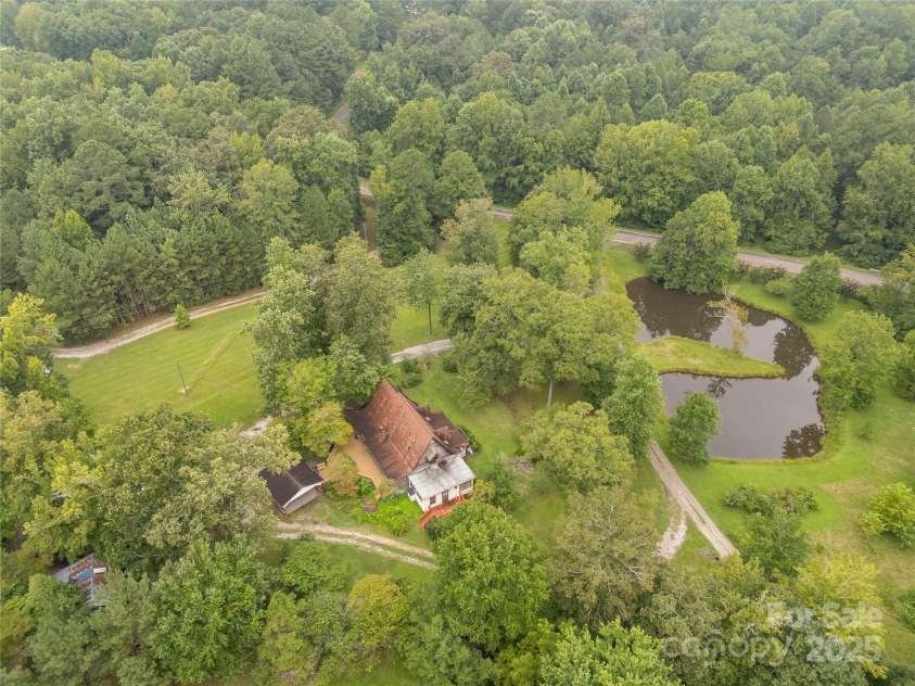 2163 Golf Course Road, Lancaster, SC 29720.  MLS# CAR4290177, YatesRealty ID 34016. 