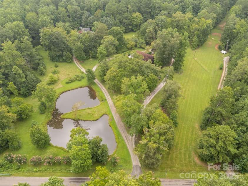 2163 Golf Course Road, Lancaster, SC 29720.  MLS# CAR4290177, YatesRealty ID 34016. 