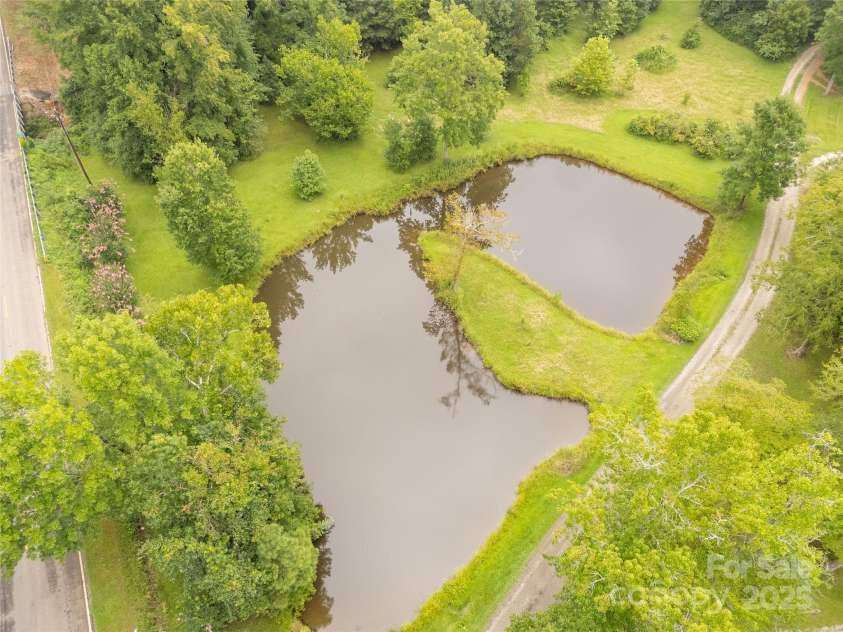 2163 Golf Course Road, Lancaster, SC 29720.  MLS# CAR4290177, YatesRealty ID 34016. 