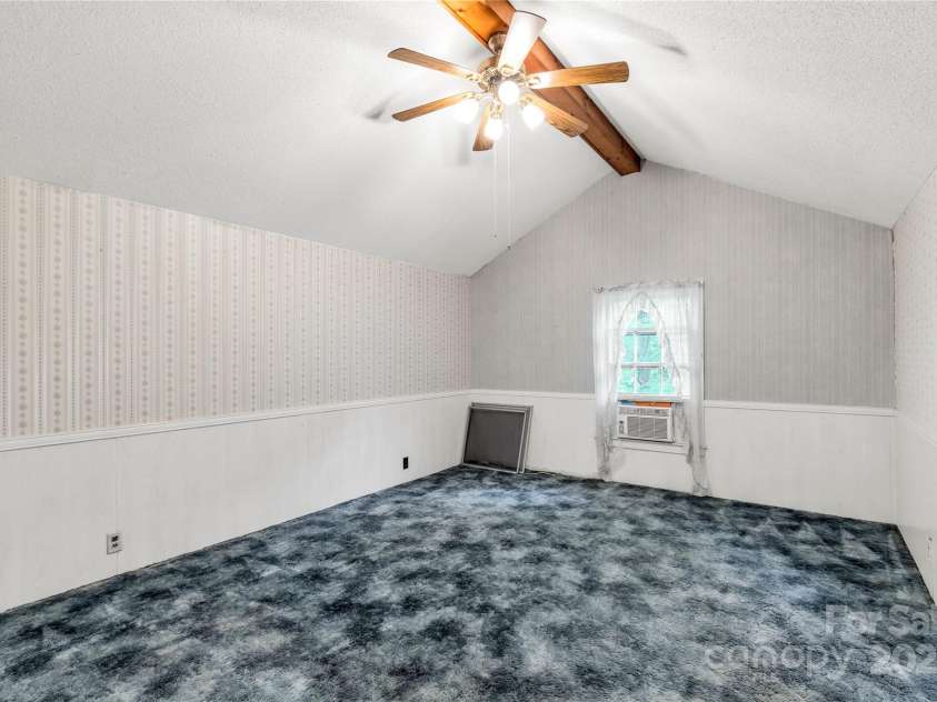 2163 Golf Course Road, Lancaster, SC 29720.  MLS# CAR4290177, YatesRealty ID 34016. Upstairs flex/bonus room off bedroom 2