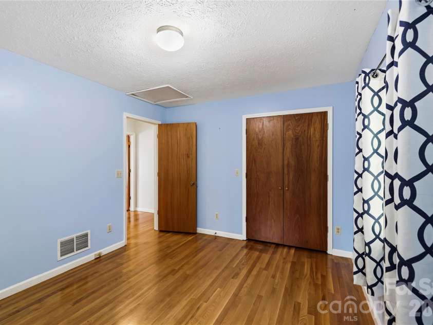 421 Comet Drive, Hendersonville, NC 28791.  MLS# CAR4390934, YatesRealty ID 34016. Bedroom 3