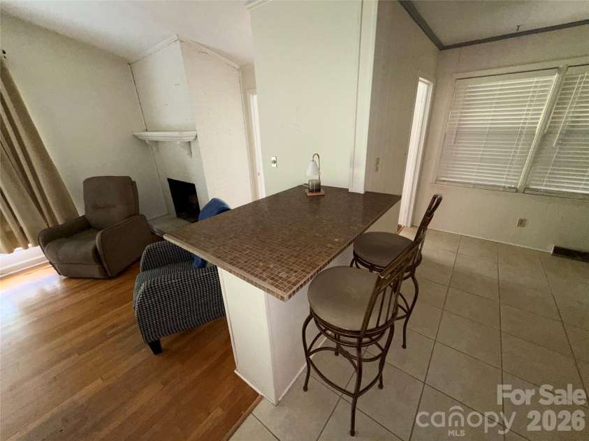 3930 Fircrest Drive, Charlotte, NC 28217.  MLS# CAR4397483, YatesRealty ID 34018. 