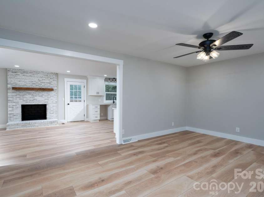 719 Forest Street, Concord, NC 28025.  MLS# CAR4398368, YatesRealty ID 34020. 