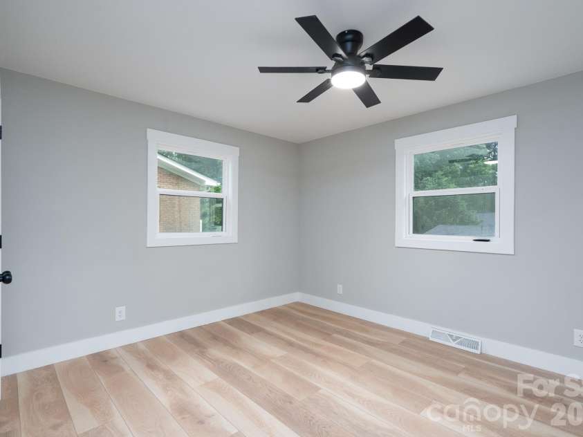 719 Forest Street, Concord, NC 28025.  MLS# CAR4398368, YatesRealty ID 34020. 