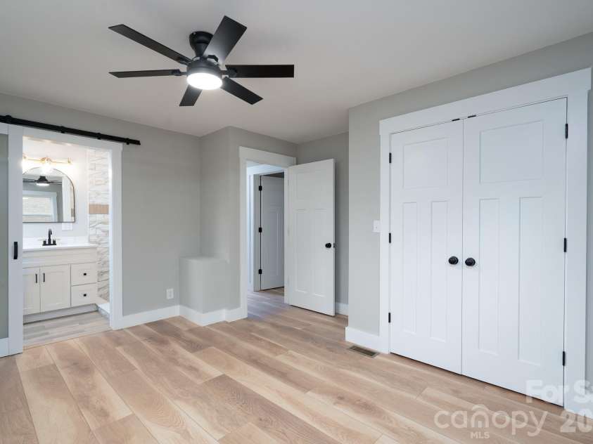 719 Forest Street, Concord, NC 28025.  MLS# CAR4398368, YatesRealty ID 34020. 