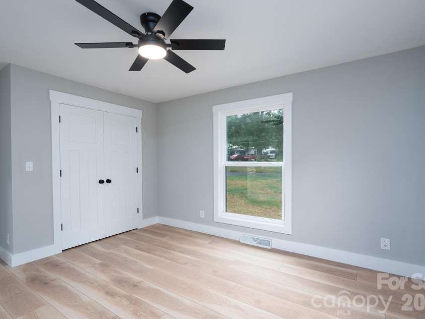719 Forest Street, Concord, NC 28025.  MLS# CAR4398368, YatesRealty ID 34020. 