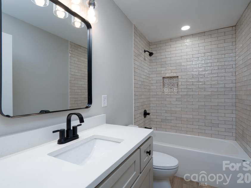 719 Forest Street, Concord, NC 28025.  MLS# CAR4398368, YatesRealty ID 34020. 