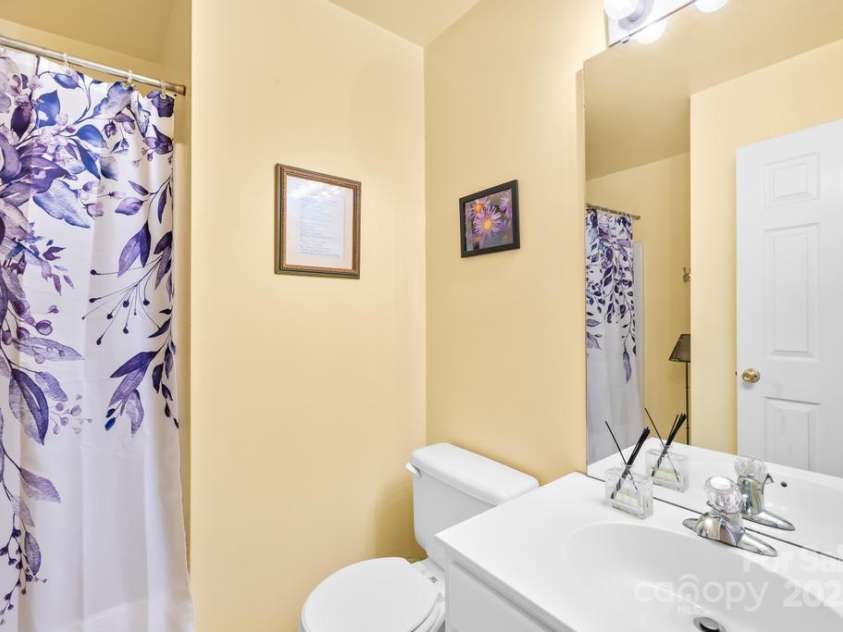 7229 Wingstone Lane, Charlotte, NC 28262.  MLS# CAR4292569, YatesRealty ID 34020. 