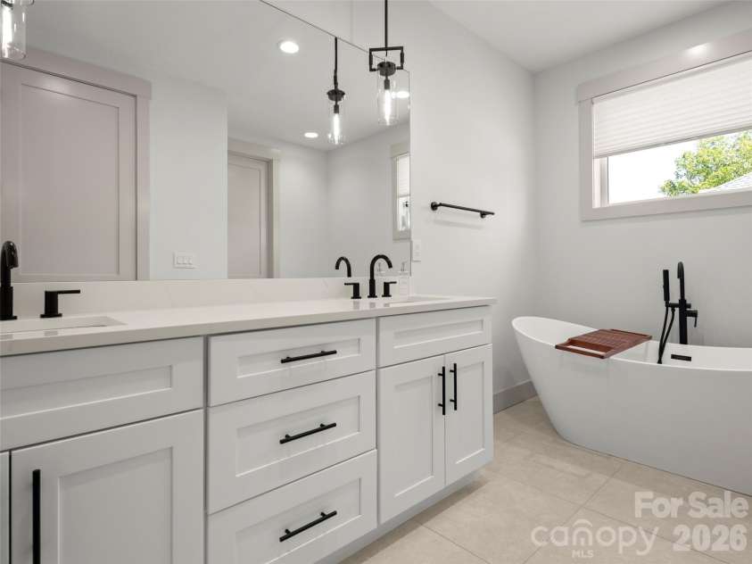 308 Avery Trail Drive, Arden, NC 28704.  MLS# CAR4383594, YatesRealty ID 34021. 