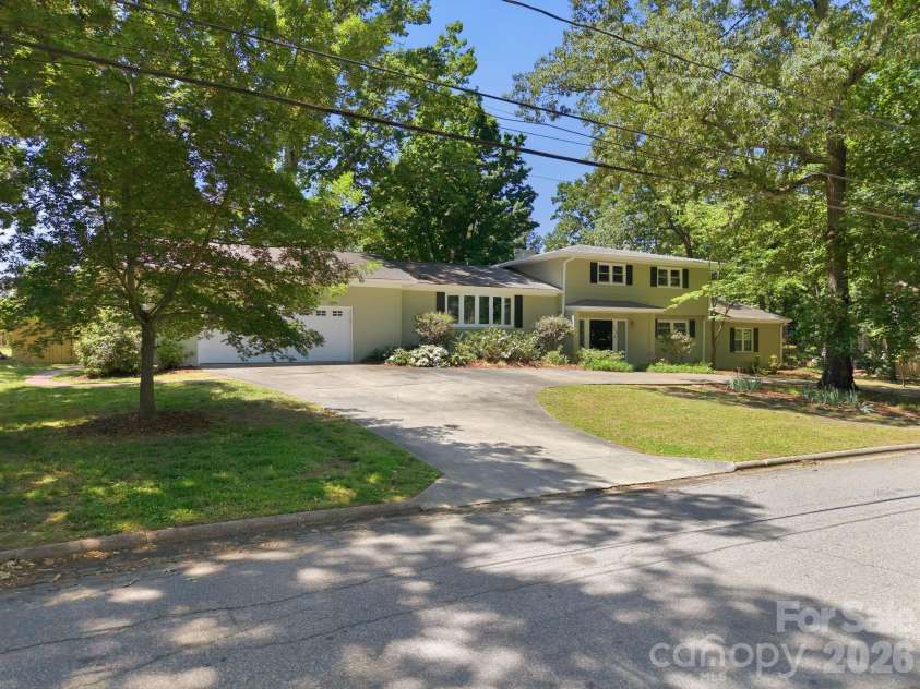 225 Stonewall Road, Salisbury, NC 28144.  MLS# CAR4380928, YatesRealty ID 34022. 