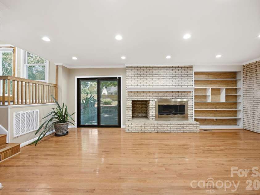 225 Stonewall Road, Salisbury, NC 28144.  MLS# CAR4380928, YatesRealty ID 34022. 