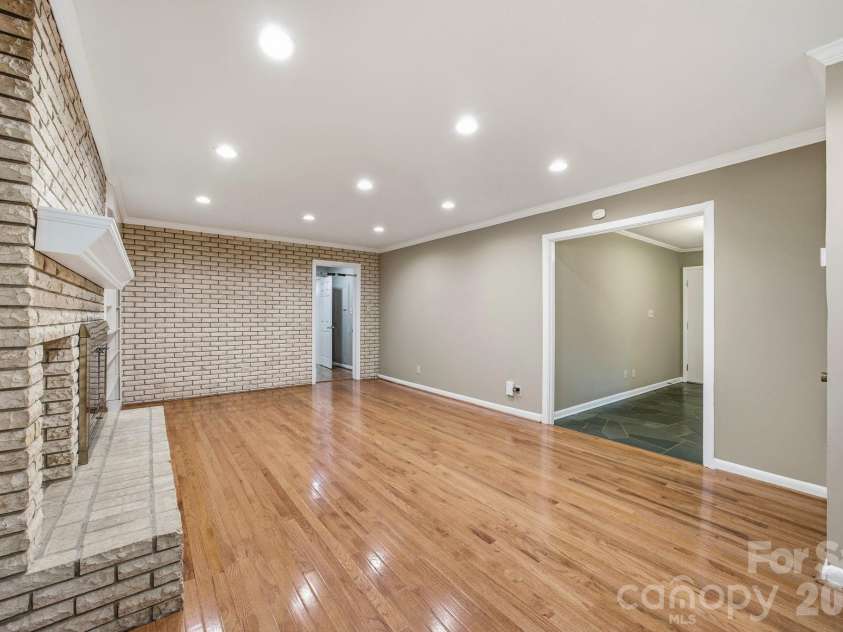 225 Stonewall Road, Salisbury, NC 28144.  MLS# CAR4380928, YatesRealty ID 34022. 