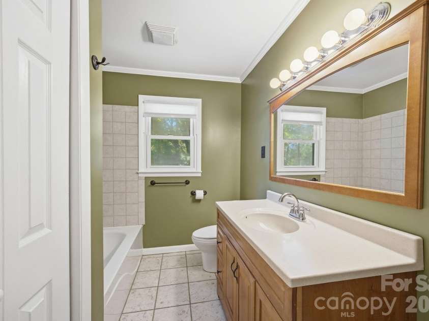 225 Stonewall Road, Salisbury, NC 28144.  MLS# CAR4380928, YatesRealty ID 34022. 