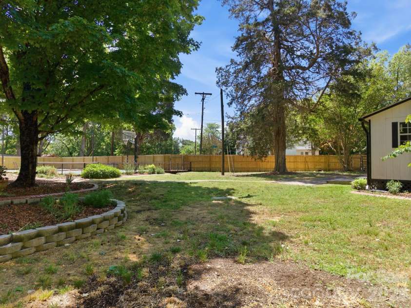 225 Stonewall Road, Salisbury, NC 28144.  MLS# CAR4380928, YatesRealty ID 34022. 