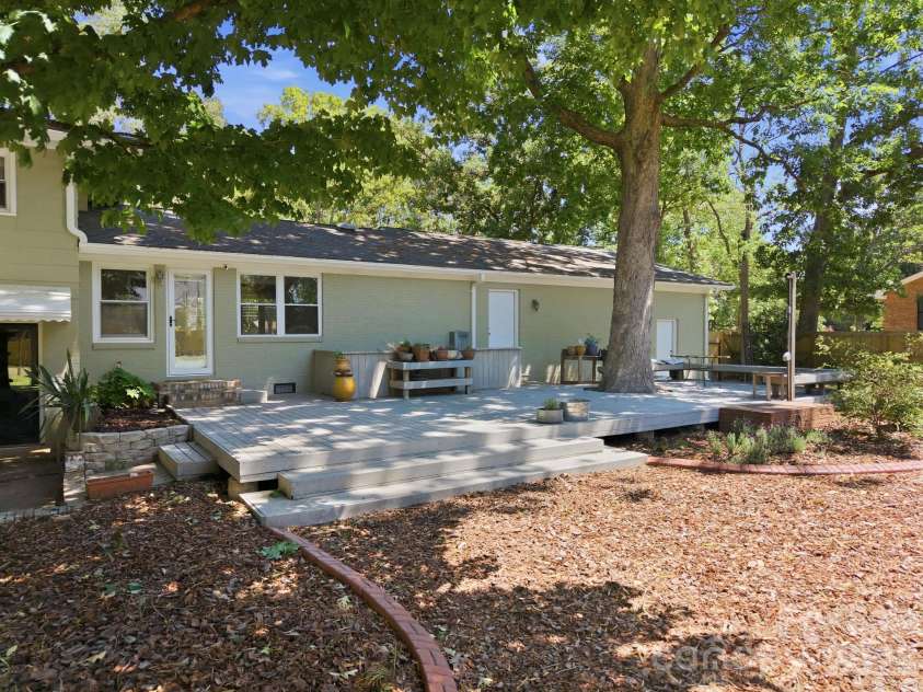 225 Stonewall Road, Salisbury, NC 28144.  MLS# CAR4380928, YatesRealty ID 34022. 