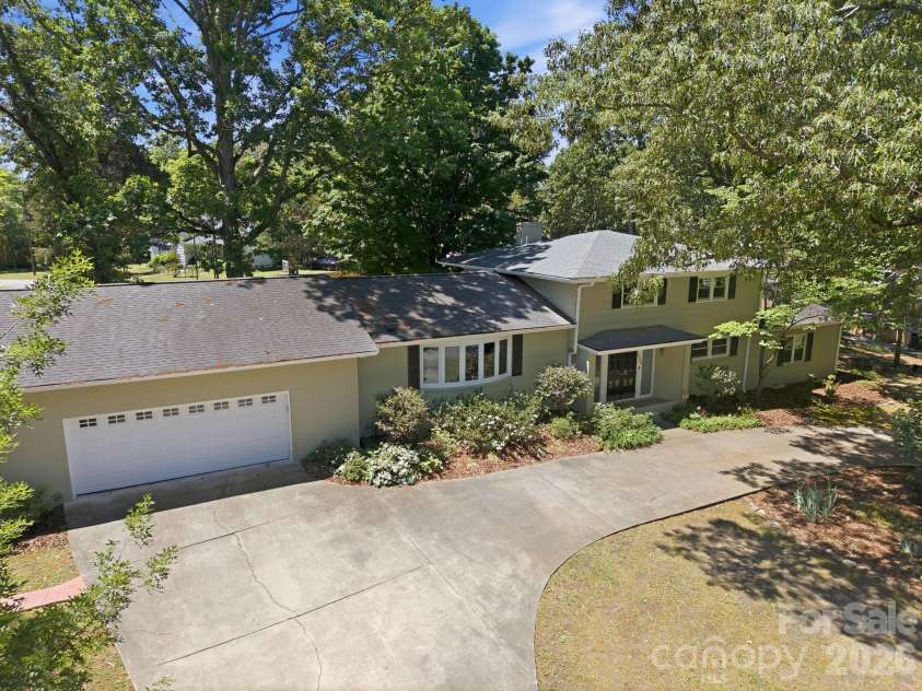 225 Stonewall Road, Salisbury, NC 28144.  MLS# CAR4380928, YatesRealty ID 34022. 