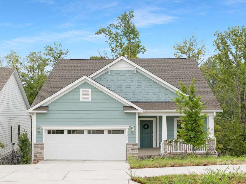 24558 Blue Heron Circle, Lancaster, SC 29720.  MLS# CAR4247211, YatesRealty ID 34022. 