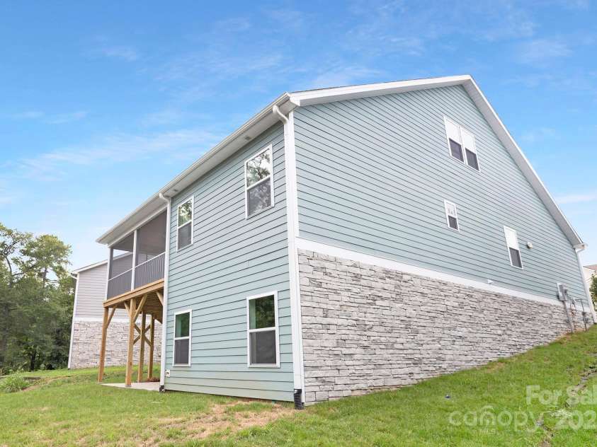 24558 Blue Heron Circle, Lancaster, SC 29720.  MLS# CAR4247211, YatesRealty ID 34022. 