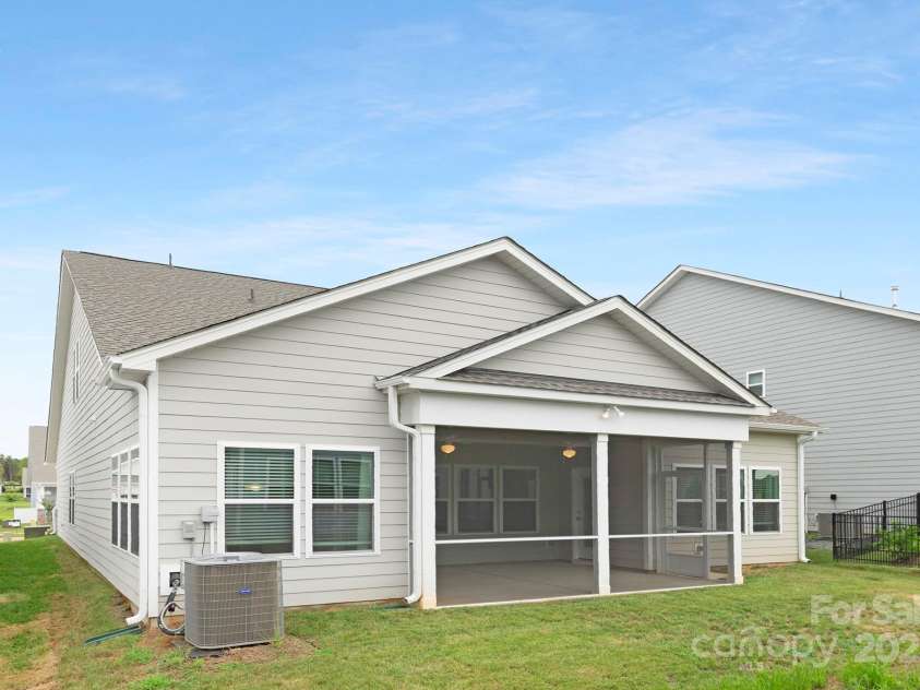 40310 Crooked Stick Drive, Lancaster, SC 29720.  MLS# CAR4268914, YatesRealty ID 34023. 