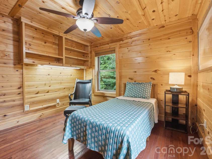 1026 High Top Mountain Road, Whittier, NC 28789.  MLS# CAR4395449, YatesRealty ID 34024. 
