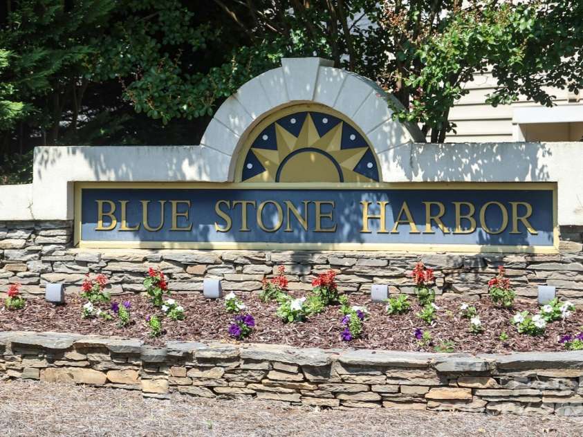 21514 Gulfstar Court, Cornelius, NC 28031.  MLS# CAR4271348, YatesRealty ID 34024. 