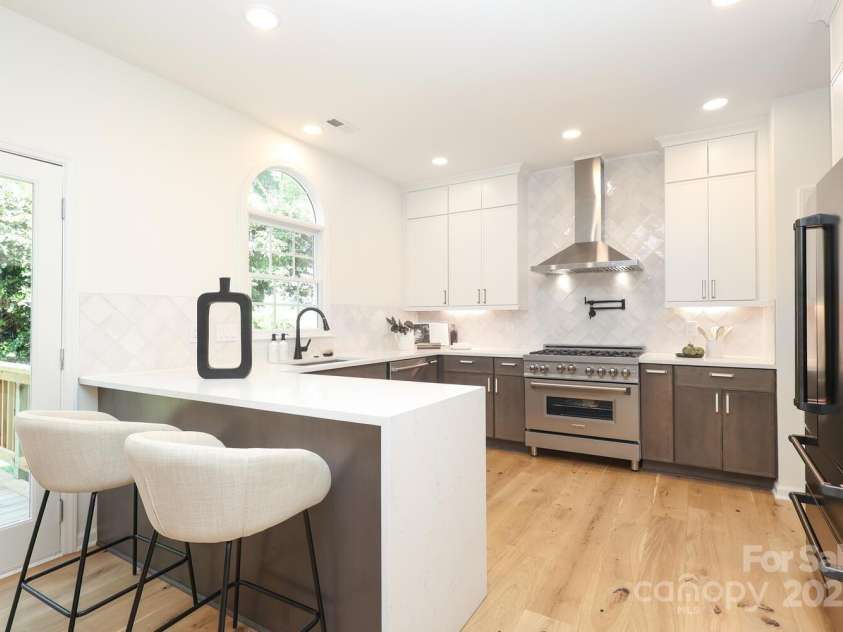 21514 Gulfstar Court, Cornelius, NC 28031.  MLS# CAR4271348, YatesRealty ID 34024. 