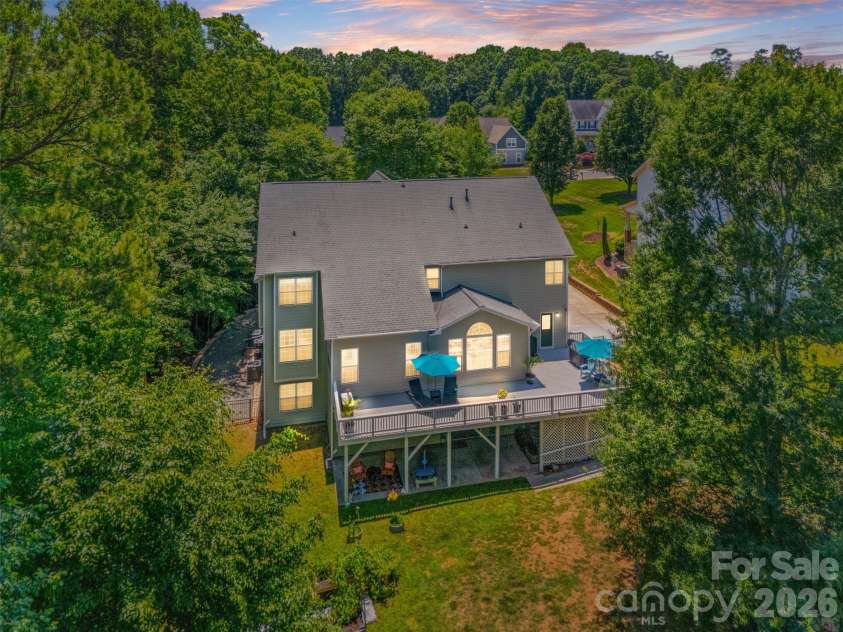121 Isle Run Drive, Mooresville, NC 28117.  MLS# CAR4397728, YatesRealty ID 34025. 