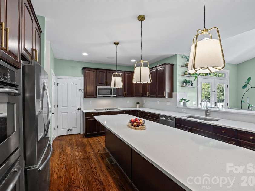 121 Isle Run Drive, Mooresville, NC 28117.  MLS# CAR4397728, YatesRealty ID 34025. 