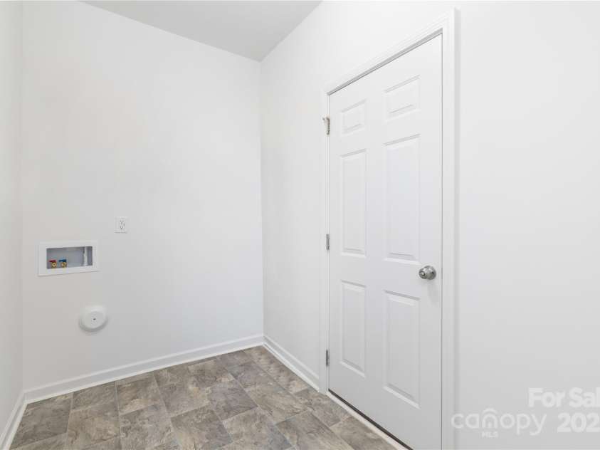 13091 Arnold Palmer Circle, Lancaster, SC 29720.  MLS# CAR4288305, YatesRealty ID 34025. 