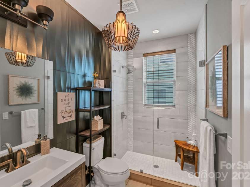 1041 Chippenham Avenue, Lancaster, SC 29720.  MLS# CAR4293694, YatesRealty ID 34026. 