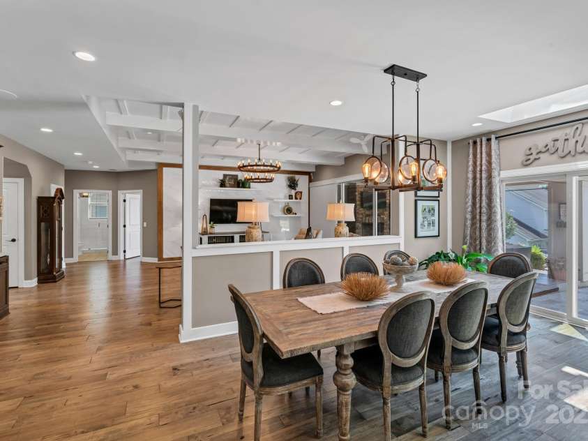 1041 Chippenham Avenue, Lancaster, SC 29720.  MLS# CAR4293694, YatesRealty ID 34026. 