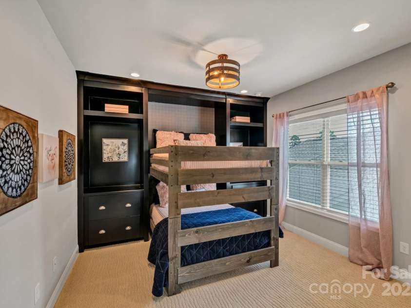 1041 Chippenham Avenue, Lancaster, SC 29720.  MLS# CAR4293694, YatesRealty ID 34026. 