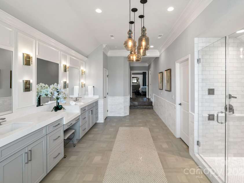 1041 Chippenham Avenue, Lancaster, SC 29720.  MLS# CAR4293694, YatesRealty ID 34026. 