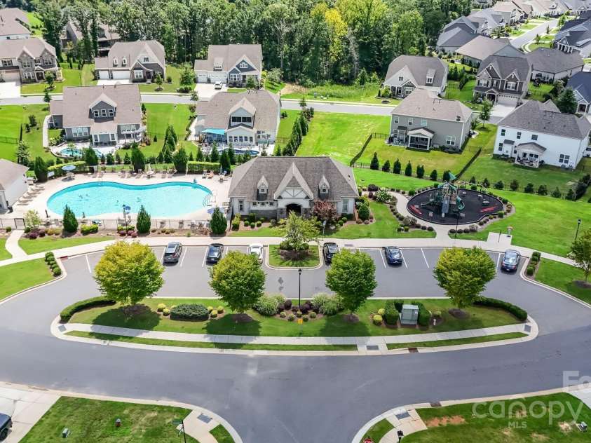 1041 Chippenham Avenue, Lancaster, SC 29720.  MLS# CAR4293694, YatesRealty ID 34026. 